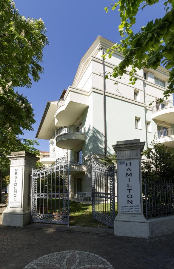 Residence Hamilton Риччоне Экстерьер фото